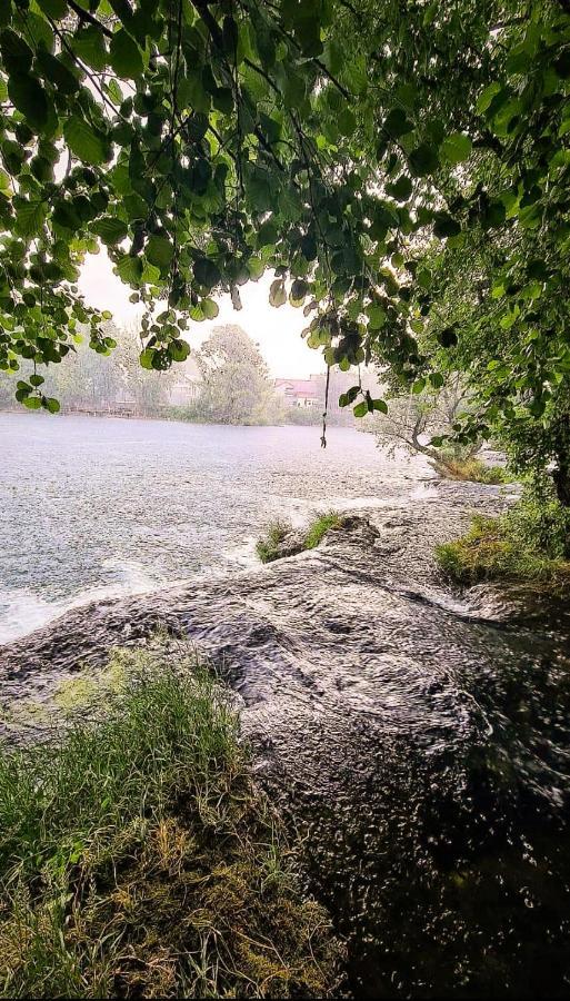 Holiday home Waterfall view Bihać Exteriör bild