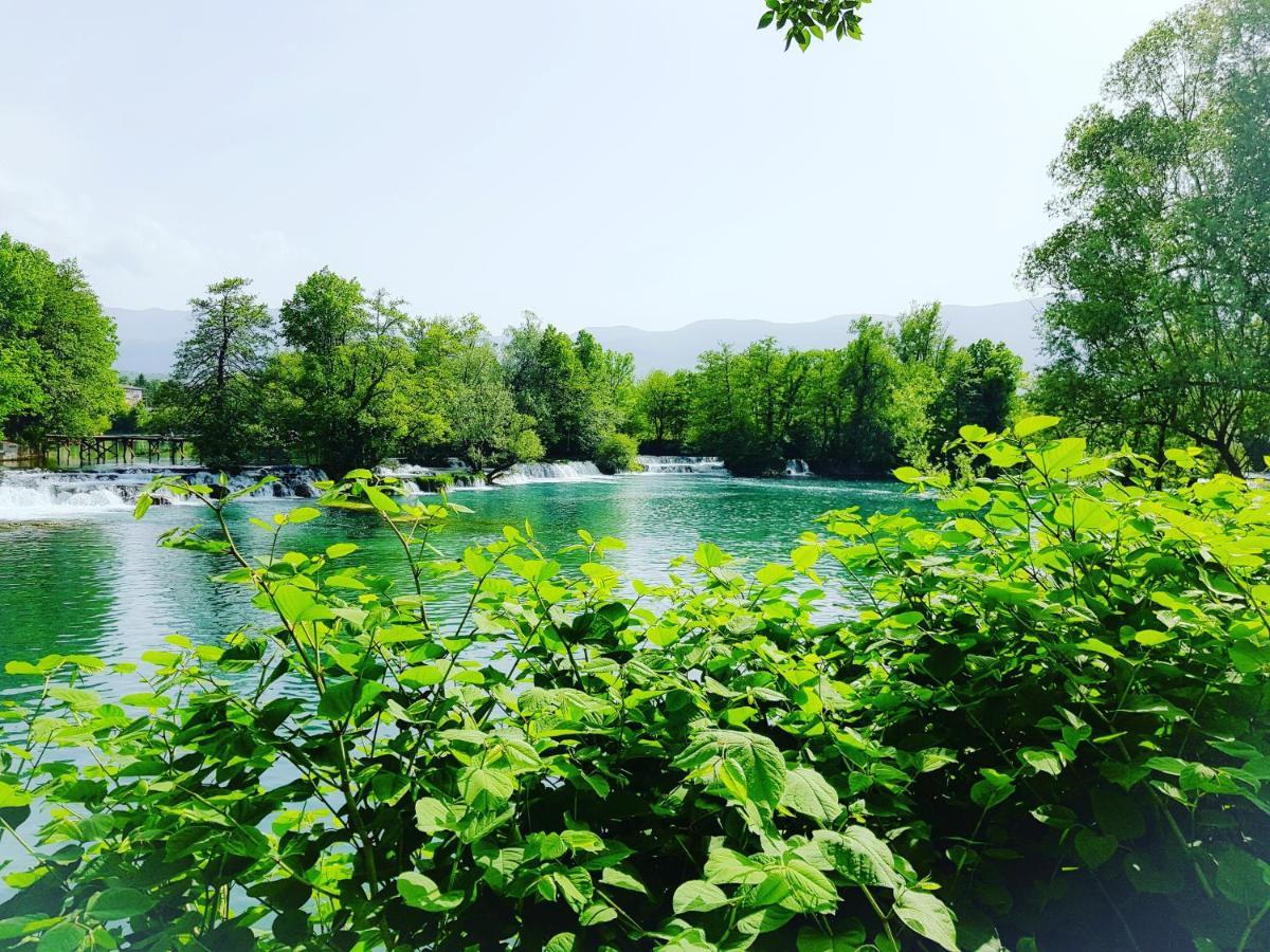 Holiday home Waterfall view Bihać Exteriör bild